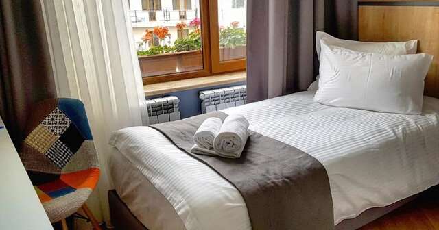 Отель Hotel Alpha Ереван-54